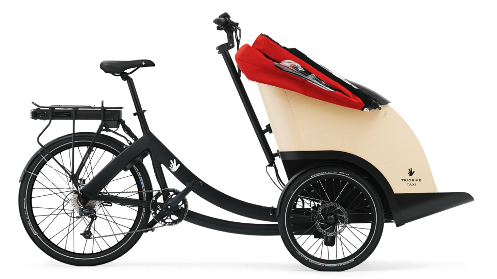 triobike-taxi-rear-drive-hood-folded-side
